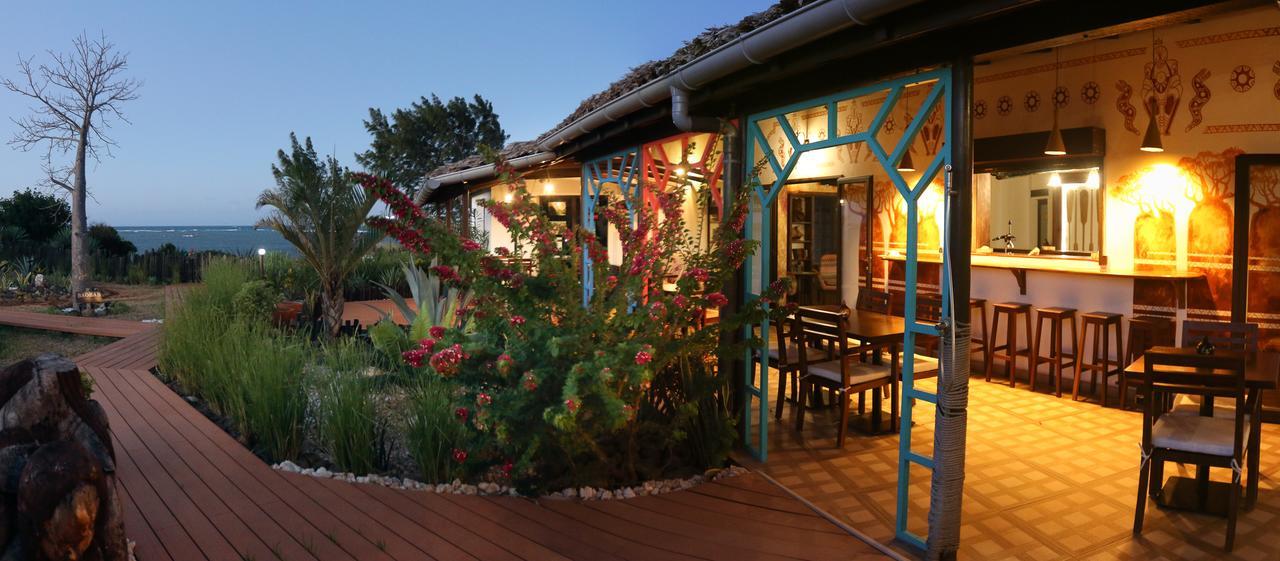 Mantasaly Hotel Ramena Exterior photo