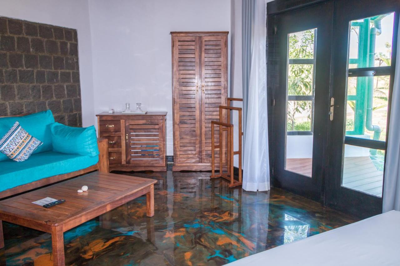 Mantasaly Hotel Ramena Exterior photo